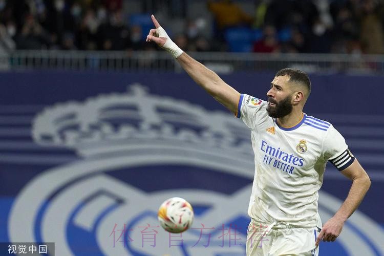 西甲-本泽马2射1传阿森西奥破门 皇马3-1暂超巴萨 西甲-本泽马2射1传阿森西奥破门 皇马3-1暂超巴萨